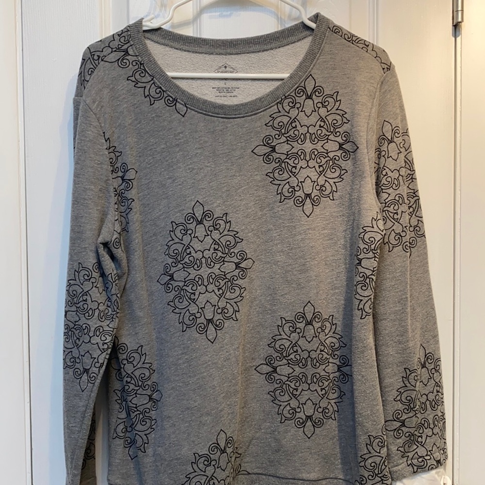 Gray sweater
